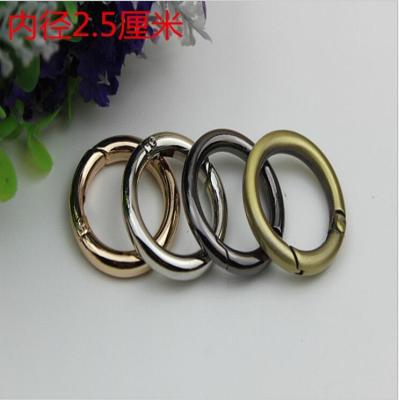 China Polished gold inner diameter 25mm metal spring o ring carabiner open ring for sale