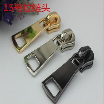 China Factory price customized size zinc alloy light gold No.15 metal zipper slider with puller for sale