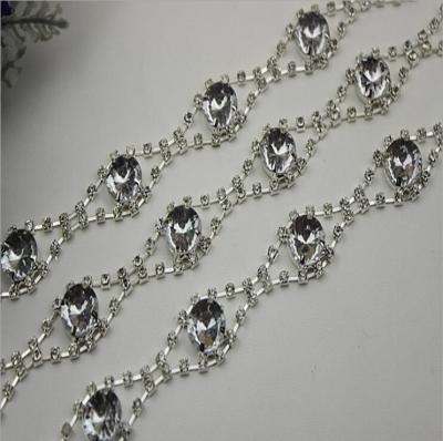 China OEM graceful luxury silver color bag hardware 20 mm diamond decorative iron metal chain for tote bag for sale