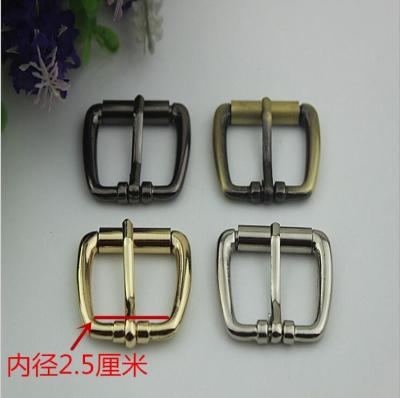 China Superior Custom Handbag Hardware Light Gold 1 Inch Iron Rolled Pin Buckle for sale