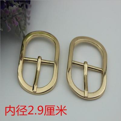 China Shoes hardware accessories zinc alloy 29 mm shiny gold oval shape metal pin buckles for belt for sale