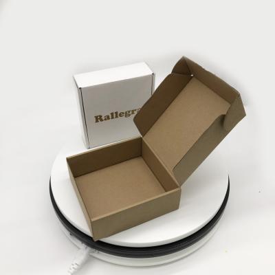 China Custom Recyclable Corrugated Box Stain Down Jacket Packing Box Cardboard Aircraft Underwear Underwear Apparel for sale