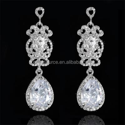 China Bridal Jewelry Eco - Friendly Crystal Chandelier Earrings Silver Plated Drop Earrings for sale