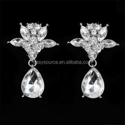 China Beautiful Eco-friendly Big Flower Design Chandelier Crystal Drop Dangling Bridal Earrings for sale