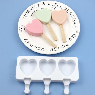 China Viable Love Ice Cream Cake Mold Baking DIY Popsicle Love Valentine's Day Chocolate Ice Cream Silicone Mold for sale