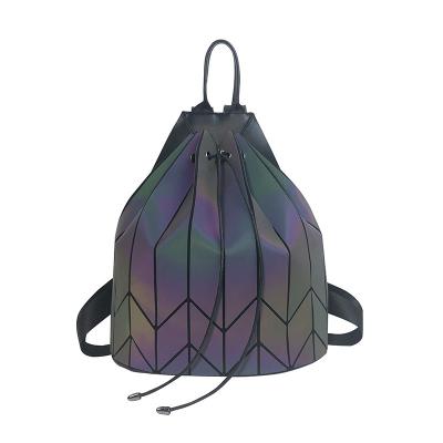 China Free Sample Fashion Luminous Geometric Luminous Unique Anti-theft Backpack Fashion String Reflective Holographic Backpacks for sale