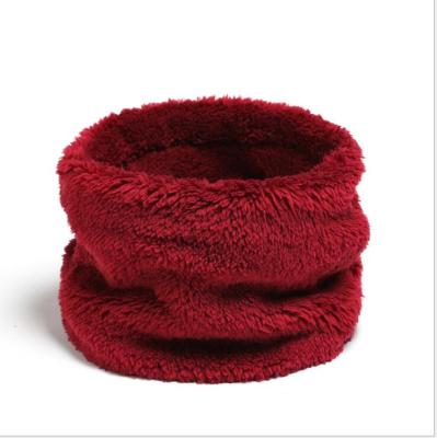 China Warm Polyester Solid Color Single Buckle Neck Blanket For Men And Women Couples Style Scarf Plush Thickening The New for sale