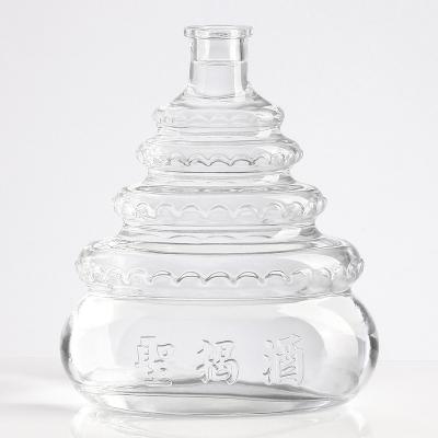 China Eco-friendly Recyclable Transparent Liquor Clear Glass Bottles Custom Shape Glass Jars 1500 Ml For Whiskey Vodka With Corks Screw Top Lids for sale