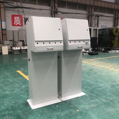 中国 Electrical Installation SRI Sheet Metal Fabrication Powder Coating Touch Screen Control Room Console 販売のため