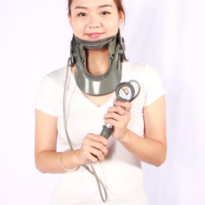 China Adjustable Inflatable Cervical Neck Neck and Shoulder Relaxer Collar Inflatable Traction with Pressure Gauge for sale