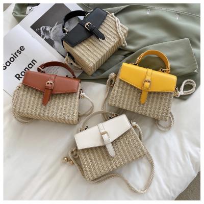 China 2021 Summer Fashion Women's Travel Straw Bags Ladies Weaving Shoulder Handmade Messenger Purses Luxury Handbags Hand Clutch Bags for sale