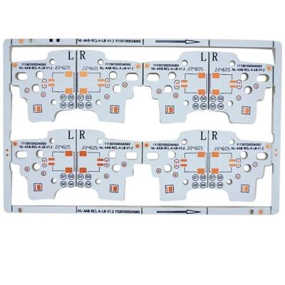 Κίνα PCB πινάκων 1OZ OSP PCB αργιλίου 3.0mm το αυτοκίνητο που αφήνονται για & τις σωστές επιτροπές οπίσθιων φαναριών προς πώληση