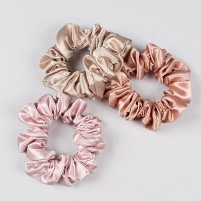 China Fashion/high elasticity/women pretty 22mm 100% silk scrunchy pure mulberry silk hair ties satin hair bands elastic silk scrunchies for sale