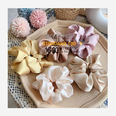 China Shape/High Elasticity/Pretty 16mm 100% Oversized Stretchy Luxury 6A Silk Hair Scrunchies Silk Scrunchy Hair Elastics for sale