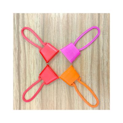 China PP new materials Best Selling U Type Clip Small Solid And Durable Plastic u Clips For Vegetable And Fruit for sale