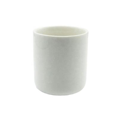 China Water proof; Heat resistant; White Glazed Corrosion Fragrance Oil Satin Matte Candle Resisting Ceramic Jars for sale