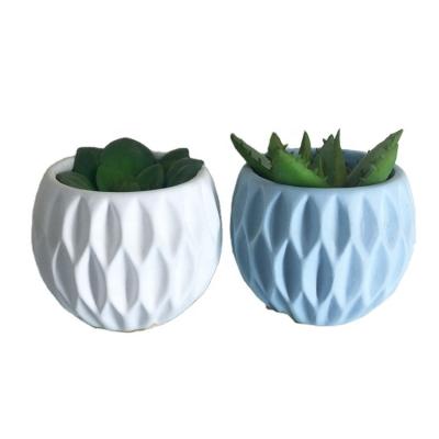 China Eco - Friendly Cute Little Ball Shaped Blue White Clay Pots For Indoor Plants for sale