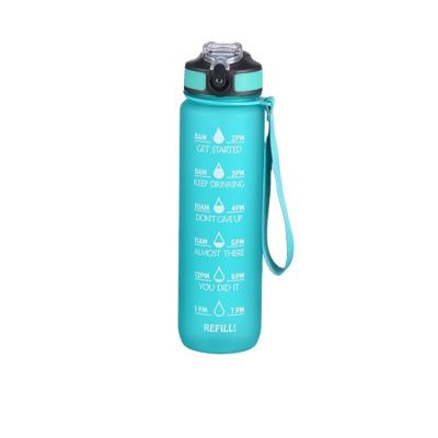 China Outdoor Sports Sustainable Water Bottle Water Motivation Mug with Time Marker and Loop Strap for sale