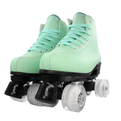 China Wholesale Classic PU Roller Skates Roller Skates For Outdoor Sports Games Flashing Wheels for sale