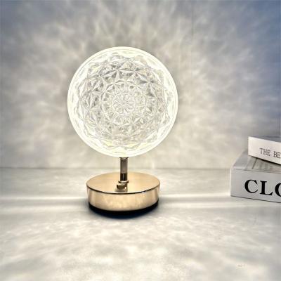 China Home Decor LED Desk Light Modern Luxury Crystal Table Lamp Hotel Bedside Lighting Table Lamp For Bedroom for sale