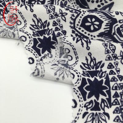 China Viable spandex single jersey viscose rayon factory print foam crepe printed knit fabric for sale