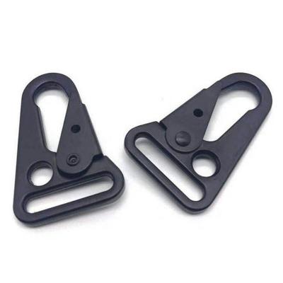 China Black Metal Snap Hook 20mm Swivel Hooks For Handbag Strap Lanyard for sale