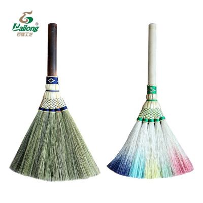 China Handmade Everybody Custom Design Office Gift Craft Decorative Soft Wood Grass Broom for sale