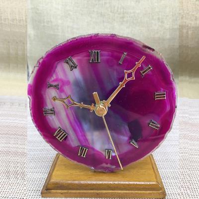 China Colorful Beautiful Quartz Agate FILE FILE Natural Raw Slice Clock Desk Clock For Decoration Wedding Favors for sale