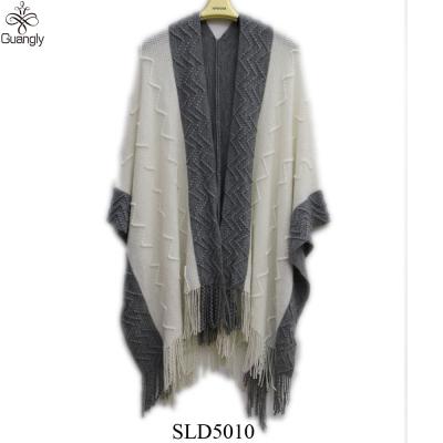 China Fashionable 100% Machine Woven Poncho Acrylic Knitting Shawl for sale