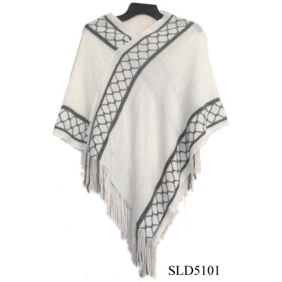 China Latest Style Fashion Trendy Sweater Knitted Sweater Poncho for sale