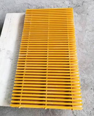 China Anti-Slip FRP Trench Drain Grating Cover with Chemical Resistance and Cutting Service for sale