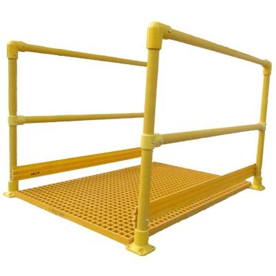 China Outdoor FRP Fence Durable Fiberglass Pultrusion Design for UV-Protection Handrail for sale