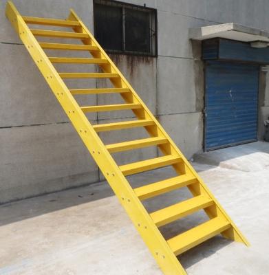 China Single Straight Ladders for Chemical Corrosion Resistance in Industrial Environments for sale