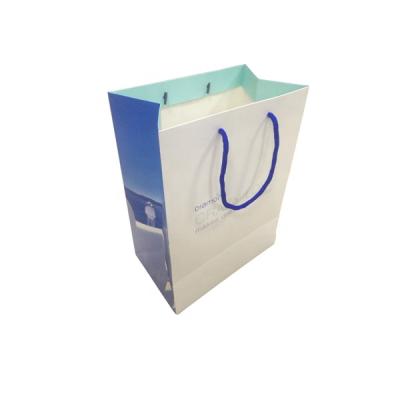 China Handmade wholesale waterproof paper bag/new year small paper bag for sale