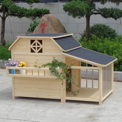 China Large Sustainable Outdoor Pet House Solid Wood Pet House Outside Pet House for sale