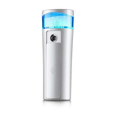 China Moisturizer Mini Handy Mist Facial Sprayer Rechargeable Hydrating Portable Water Facial Steamer for sale