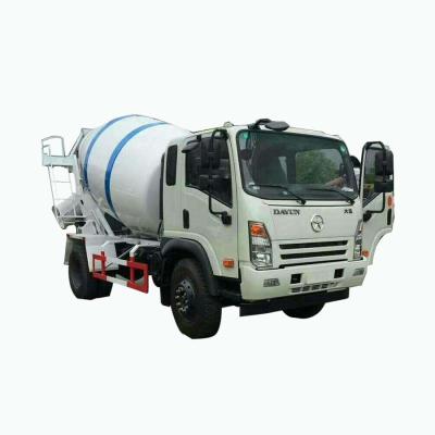 China Dayun 5 Cubic Concrete Mixer Car 5-6CUBIC for sale