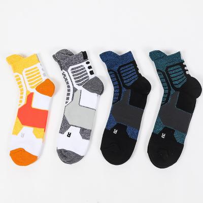 China QUICK DRY Custom Logo High Quality Nylon Men Tube Football Socks Non Slip Football Socks Cycling Running Socks for sale