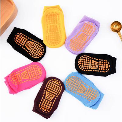 China 2021 Breathable Baby Yoga Toddler Socks OEM ODM Solid Color Early Education Trampoline Non-slip Kids Socks QUICK DRY for sale