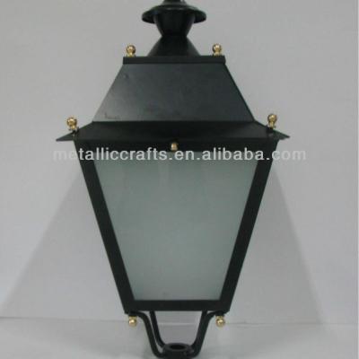 China Outdoor Garden Iron / Aluminum Garden Post LED Light / Lamp Head for sale