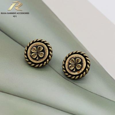 China Retro Custom Designer Viable Buttons 12mm Four Leaf Clover Lucky Flower Charm Sewing Zinc Alloy Metal Leg Shirt Buttons For Clothing for sale