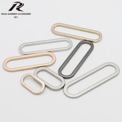 China Wholesale Customized Eco-friendly Zinc Alloy Oval Metal Purse Buckle For Purse Hardware for sale