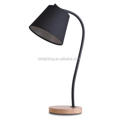 China Modern Low Support Wooden Leisure Household Campus Youth Black Decorative Table Lamp for sale