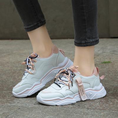 China 2020 New Arrival Light Breathable Sports Shoes Women Sneakers Ladies Shoes Quick-drying Breathable Casual Women for sale