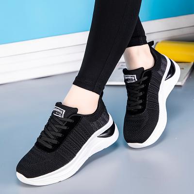 China 2021 New Arrival Quick-drying Breathable Lightweight Women's Sports Shoes Ladies Sneakers Women's Casual Shoes for sale