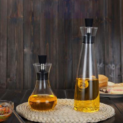 China BPA Free Microwavable Kitchen Cooking Glass Condiment Set Set 500ml Oil Container Carafe Olive Oil Vinegar Clear Dispenser Olive Glass Bottle for sale