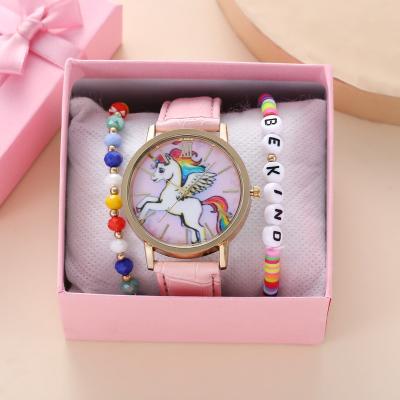 China Trendy Set of Wild Animal Watch + Chronograph Fashion Dial Girl Heart Belt Quartz Bracelet Set (2pcs/set) for sale