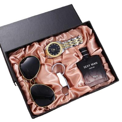 China Barber Shop Gift Men Fashion Trend All-match Gift Set Glasses + Watch + Steel Band Quartz Perfume + Key Chain (4pcs/set) for sale