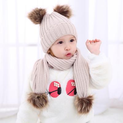 China Softly a set of children's winter hat and scarf children's knitted hats for sale