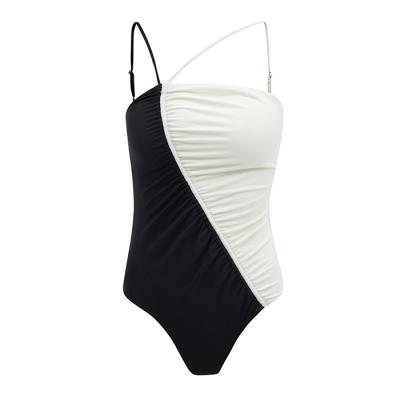 China 2021 Designer's Breathable Swimwear Women's Swimwear Monokini Black and White Asymmetrical Two-Tone Bikini for sale